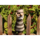 Gartenfigur Seemann aus Keramik als Zaunhocker
