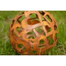 Edelrost Gartendeko Kugel Herz 30 cm mit Herzen.